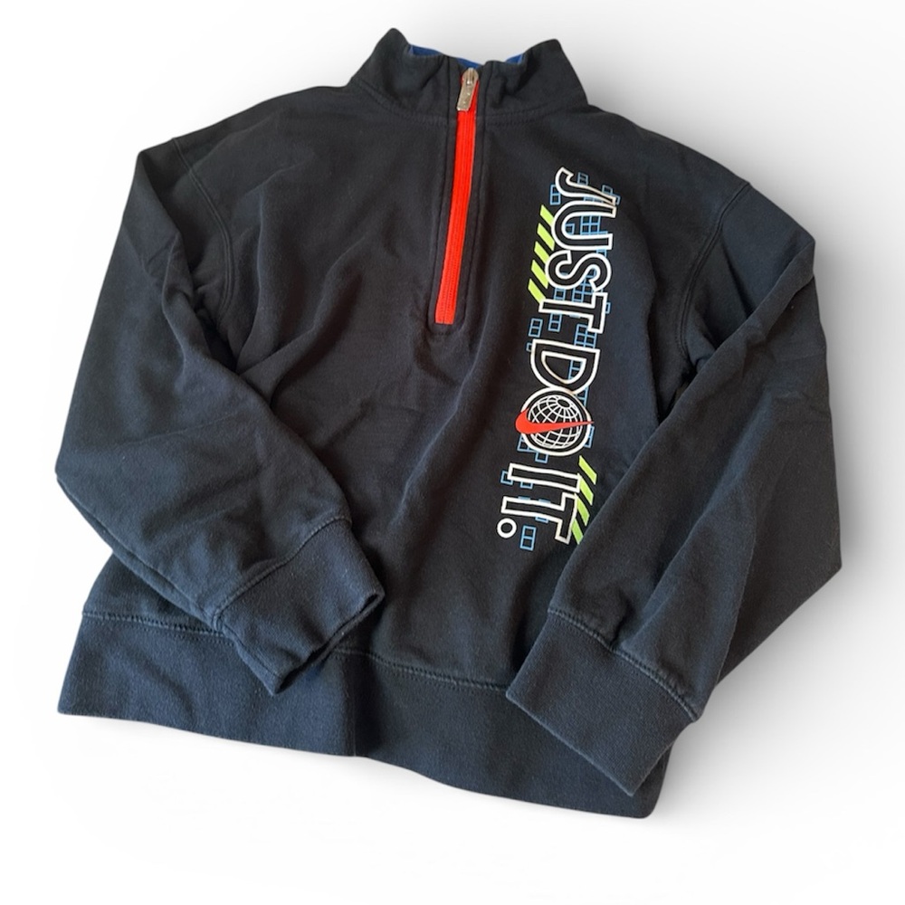 BOYS NIKE 1/4 ZIP PULLOVER 🖤SIZE 7 - PRELOVED